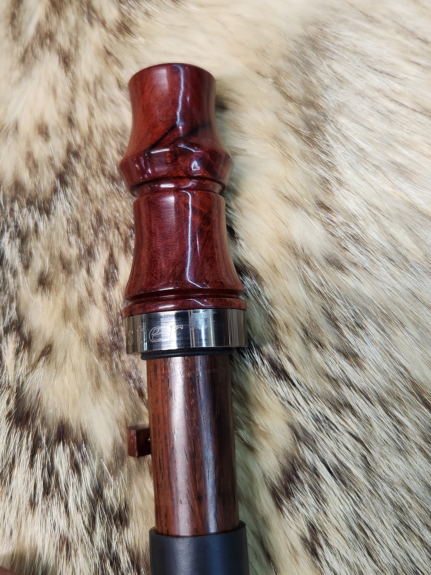 Blood wood burl adjustable deer grunt call