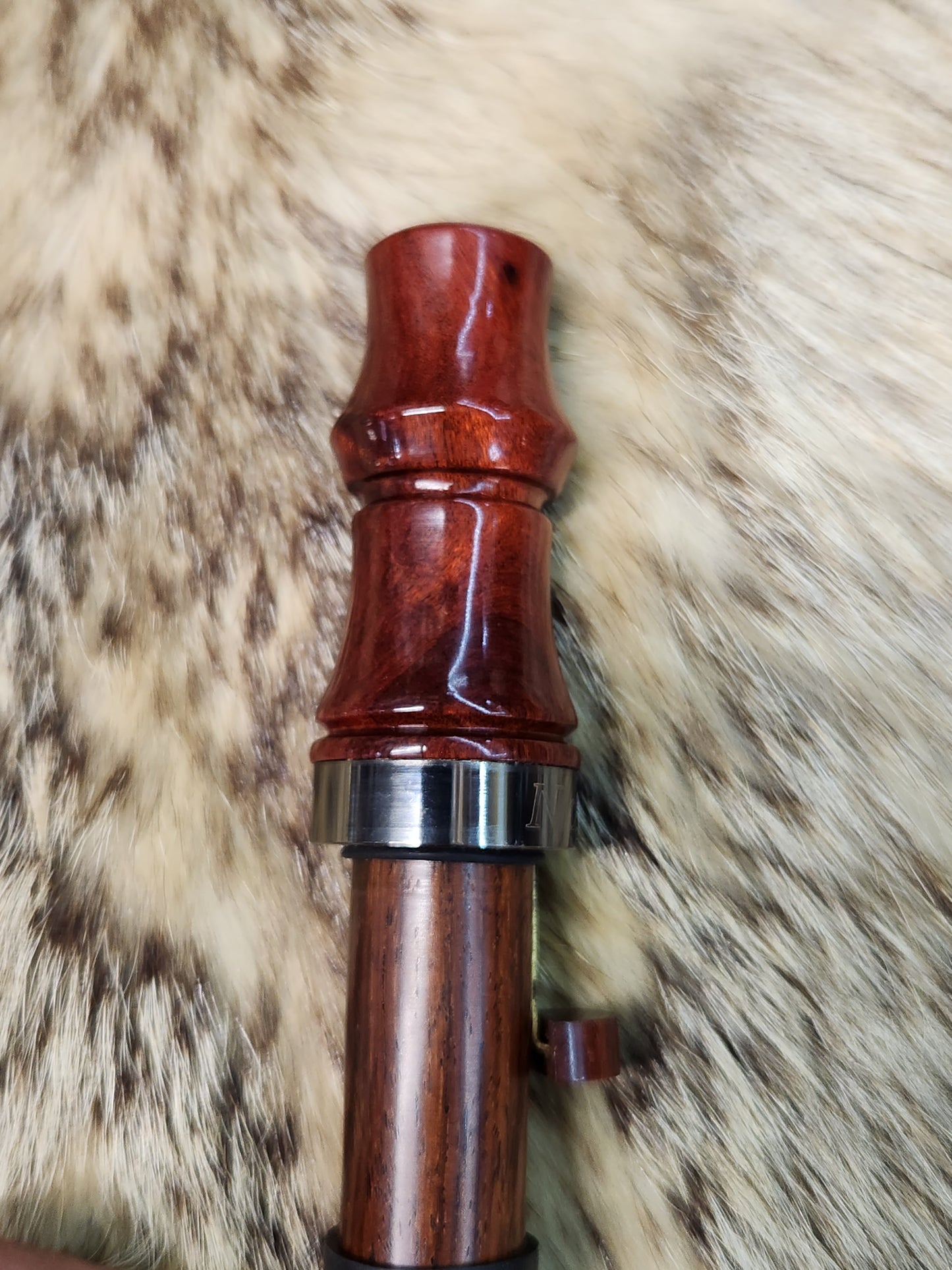 Blood wood burl adjustable deer grunt call