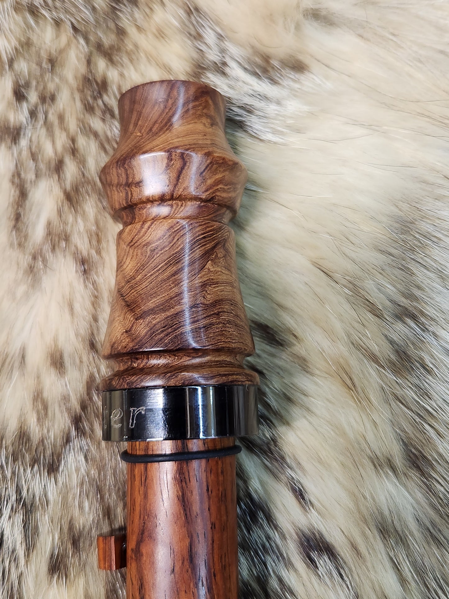 Honduran rose wood adjustable deer grunt call