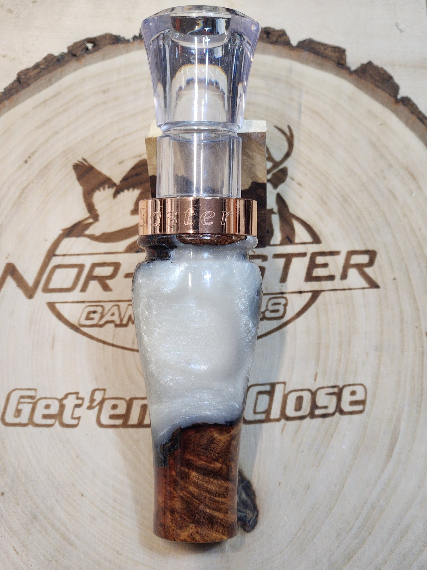 Blood wood burl with resin short reed goose call