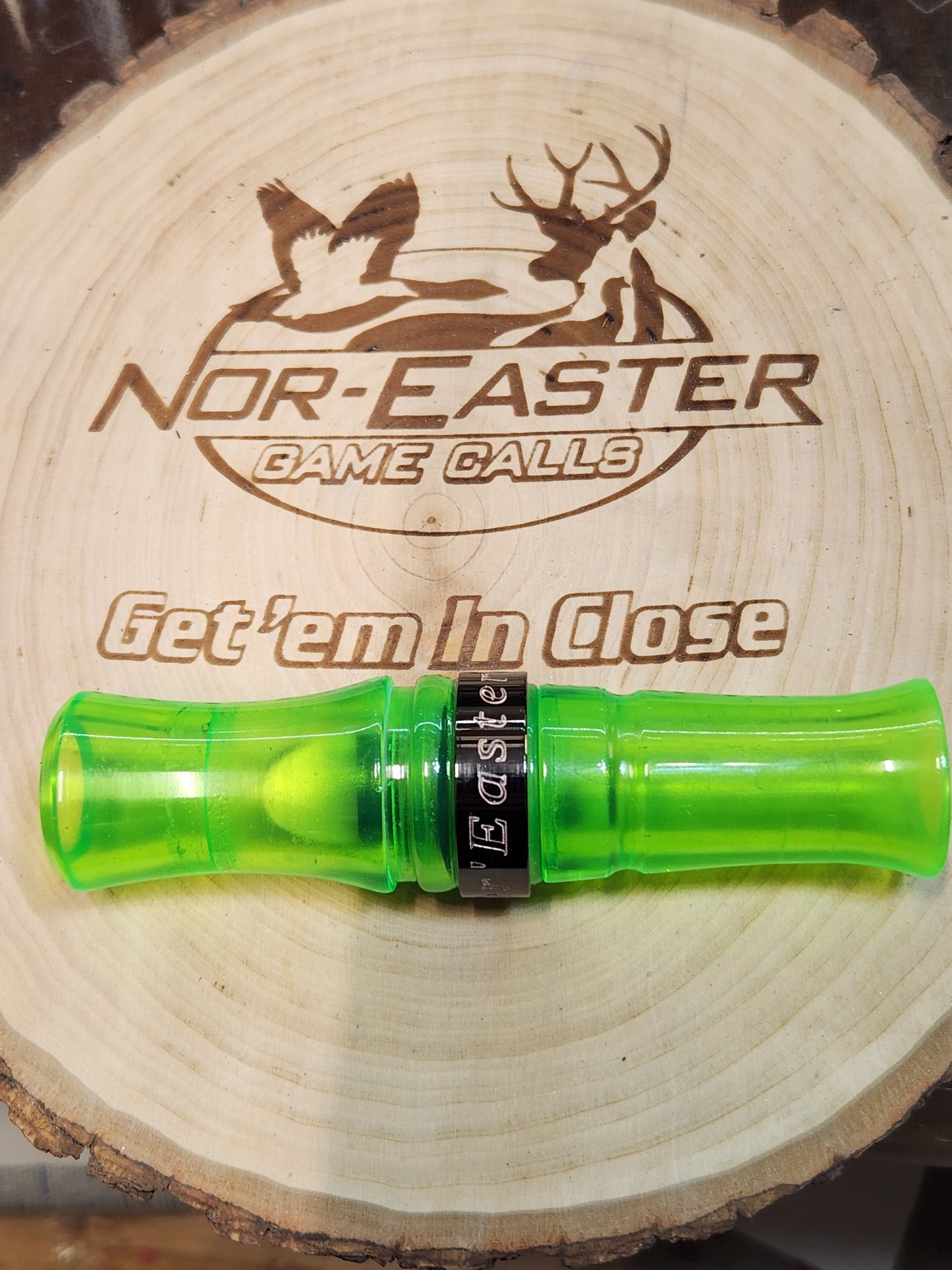 Clear chartreuse short reed goose call