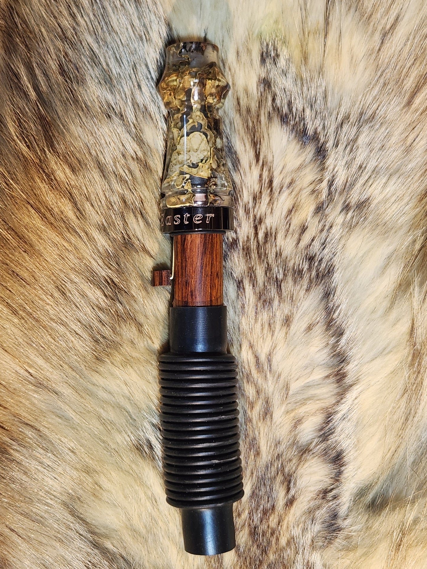 Maple tree moss in resin adjustable deer grunt call