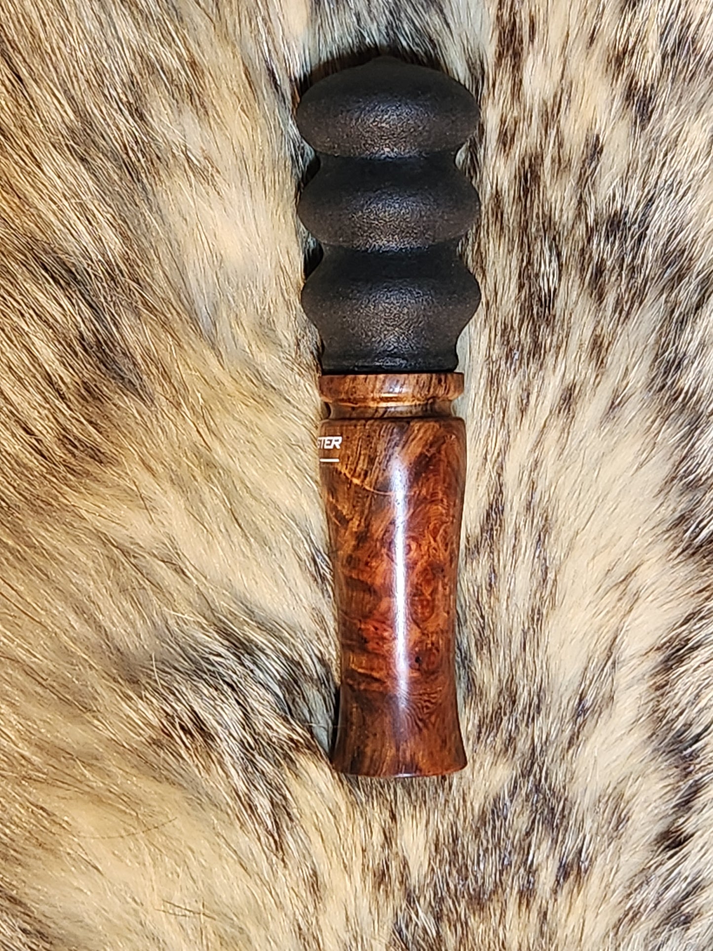 Amboyna burl wood squirrel call