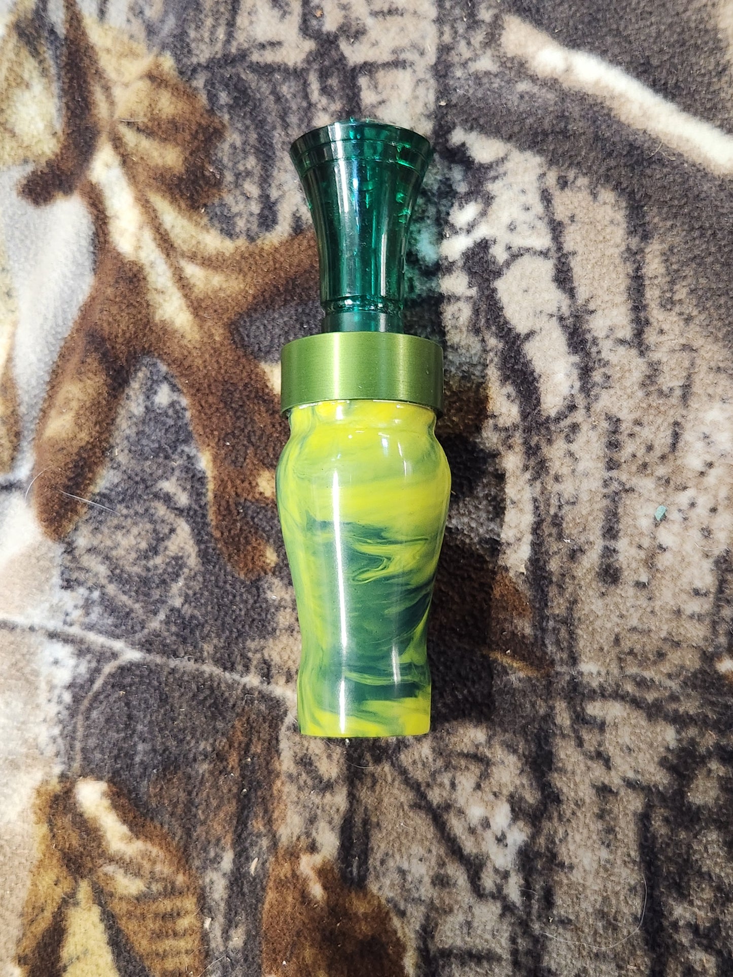 Single reed acrylic duck call