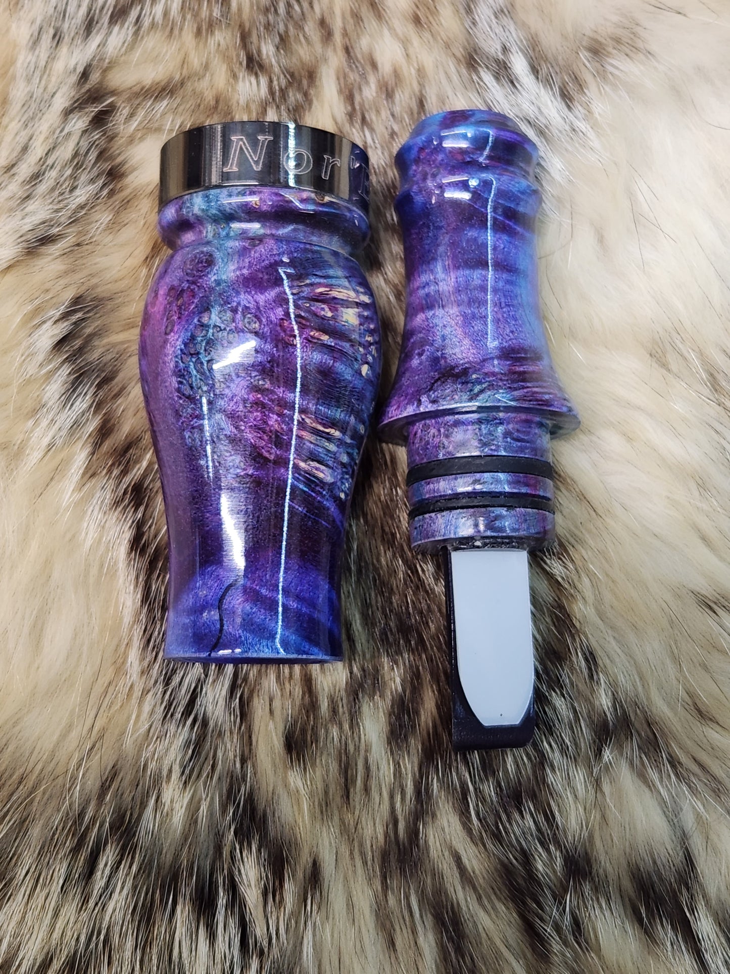 Boxelder burl double reed duck call