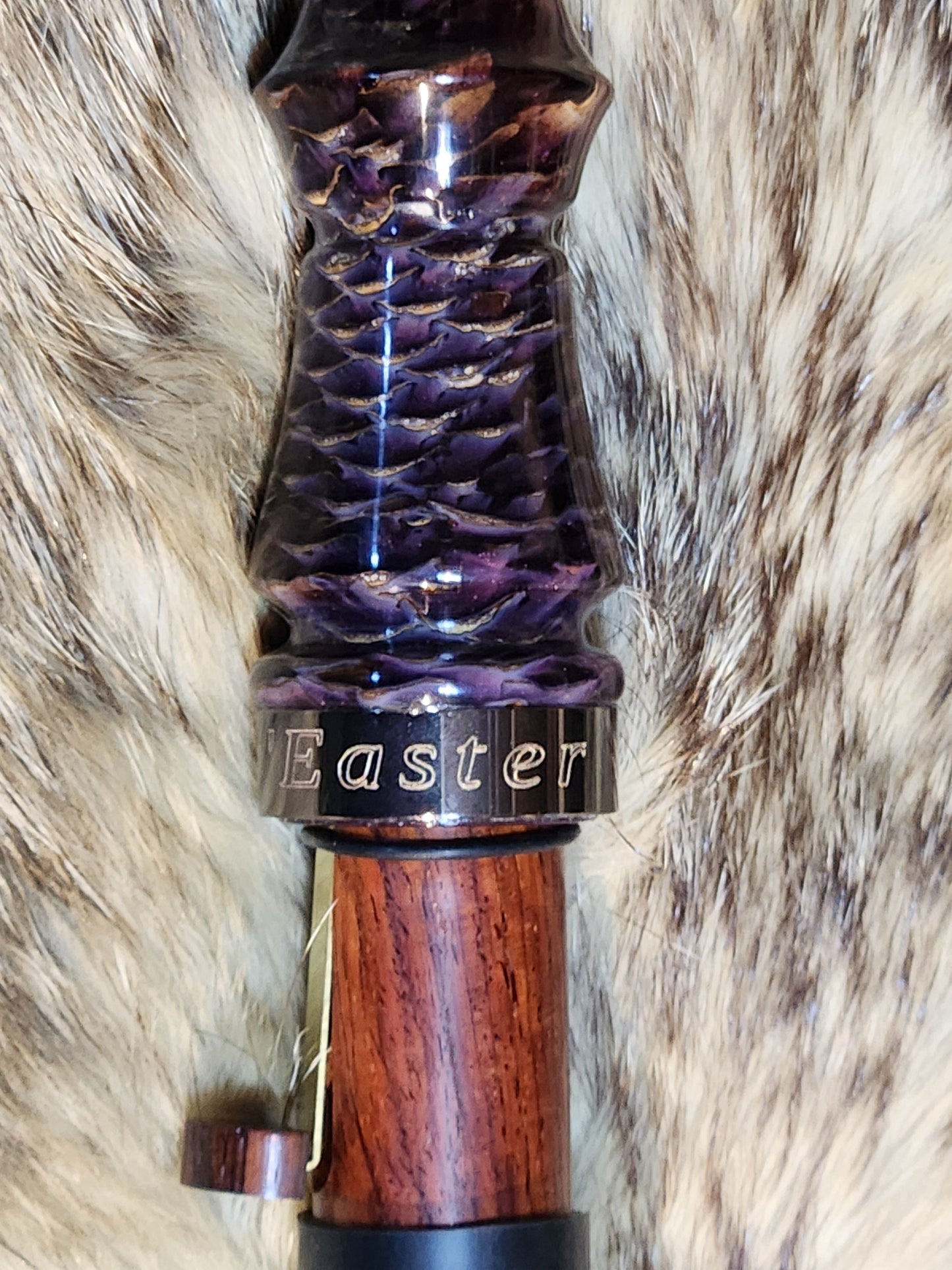 Pine cone in resin adjustable deer grunt call