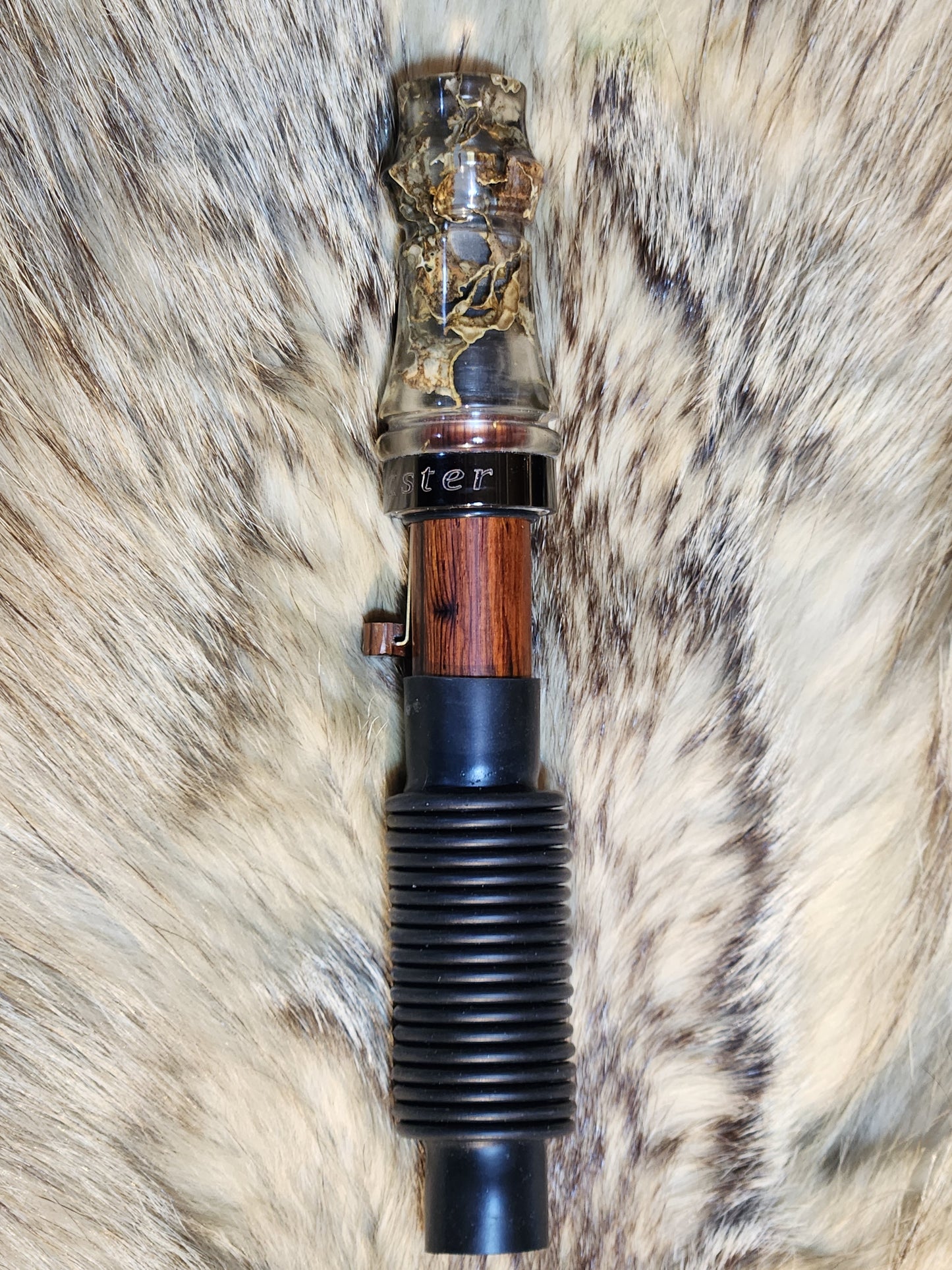 Maple tree moss in resin adjustable deer grunt call