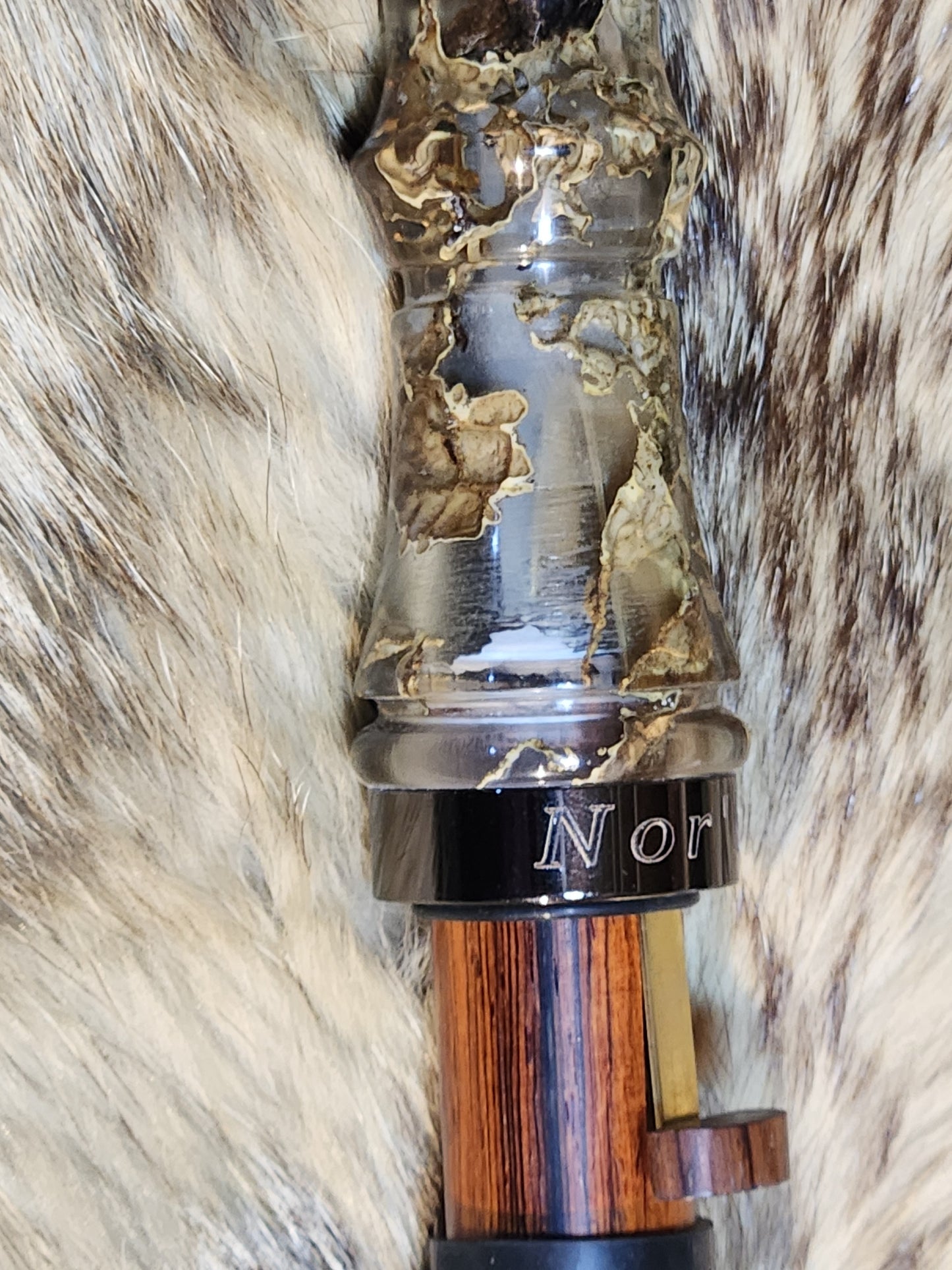 Maple tree moss in resin adjustable deer grunt call