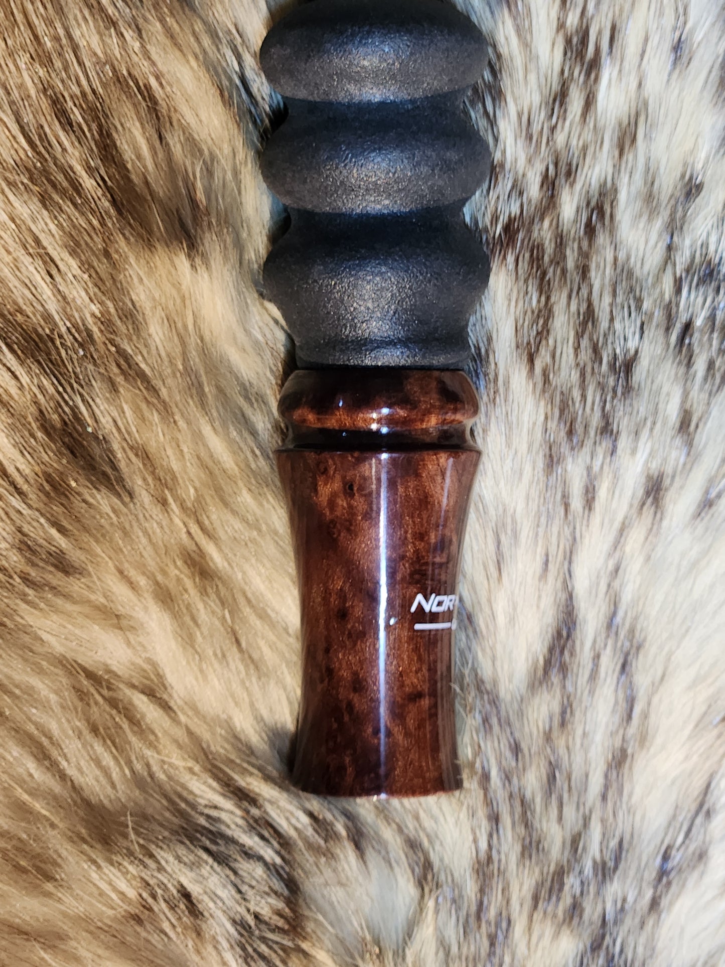 Redwood lace burl squirrel call