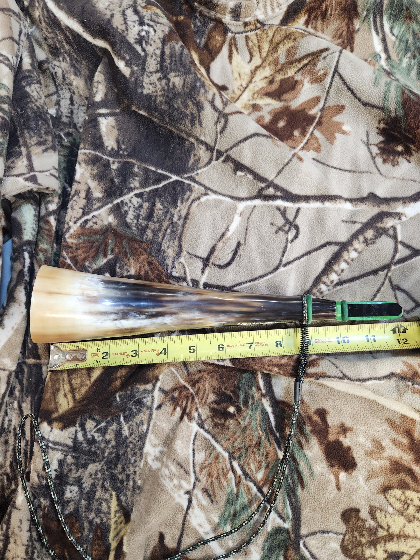 Open reed polished bull horn coyote howler