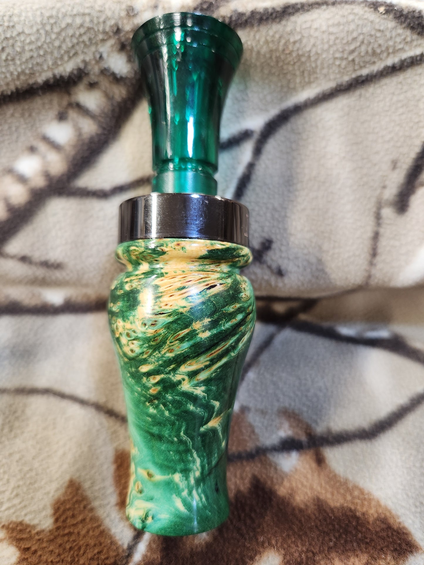 Double reed Yellow cedar burl duck call