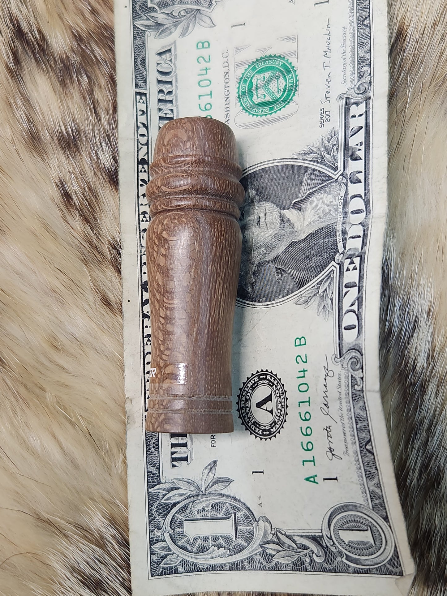 Macadamia Nut Rabbit distress coyote call