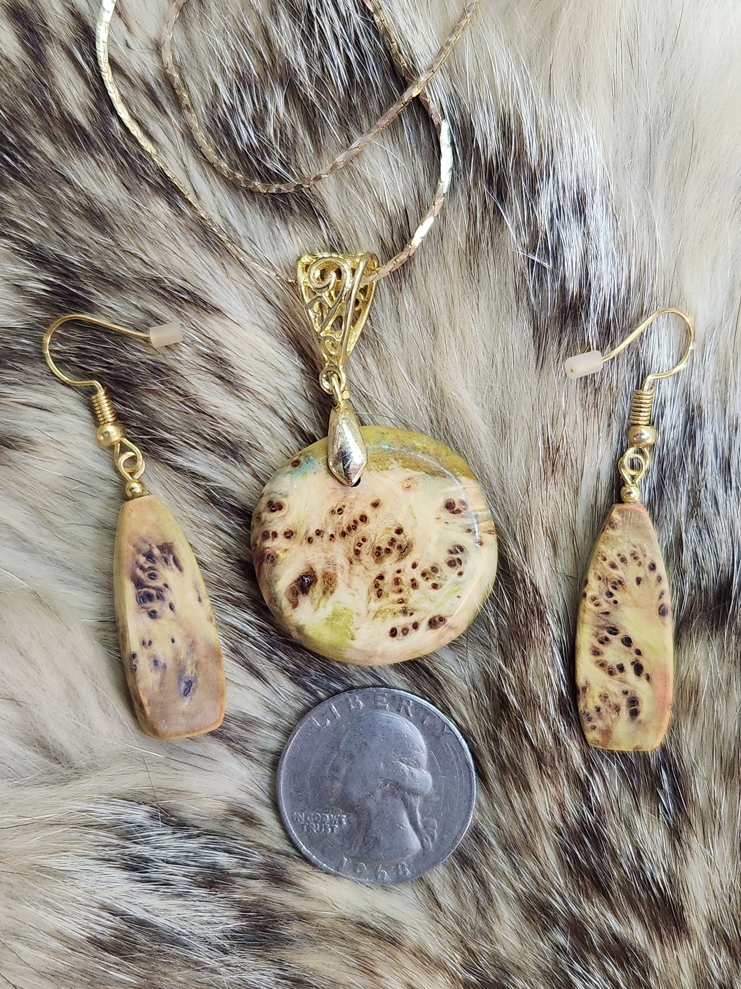Yellow cedar burl wood earrings and neckless set