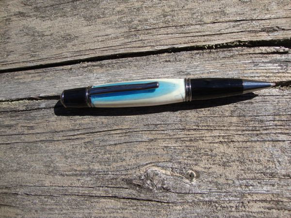 Gatsby style Pen Mammoth ivory in blue resin