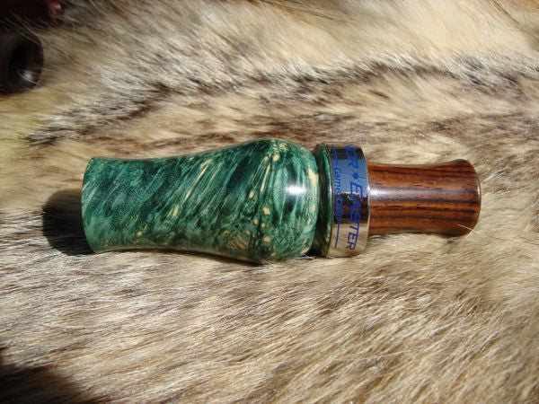 Custom Double dyed stabilized green Boxelder wood with cocbolo wood single reed tone board